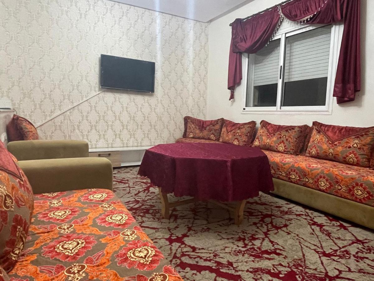 Appartement Familiale Au Centre Ville อกาดีร์ ภายนอก รูปภาพ